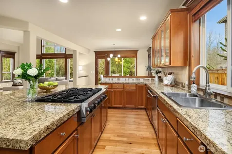 809 235th Avenue NE Sammamish WA 98074
