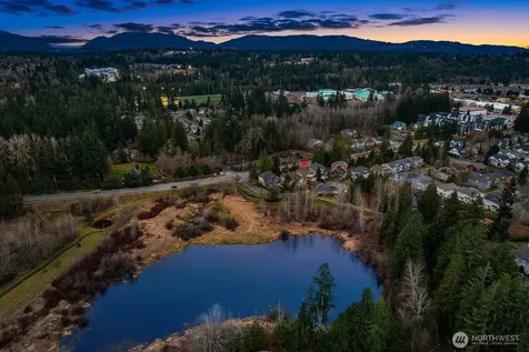 809 235th Avenue NE Sammamish WA 98074