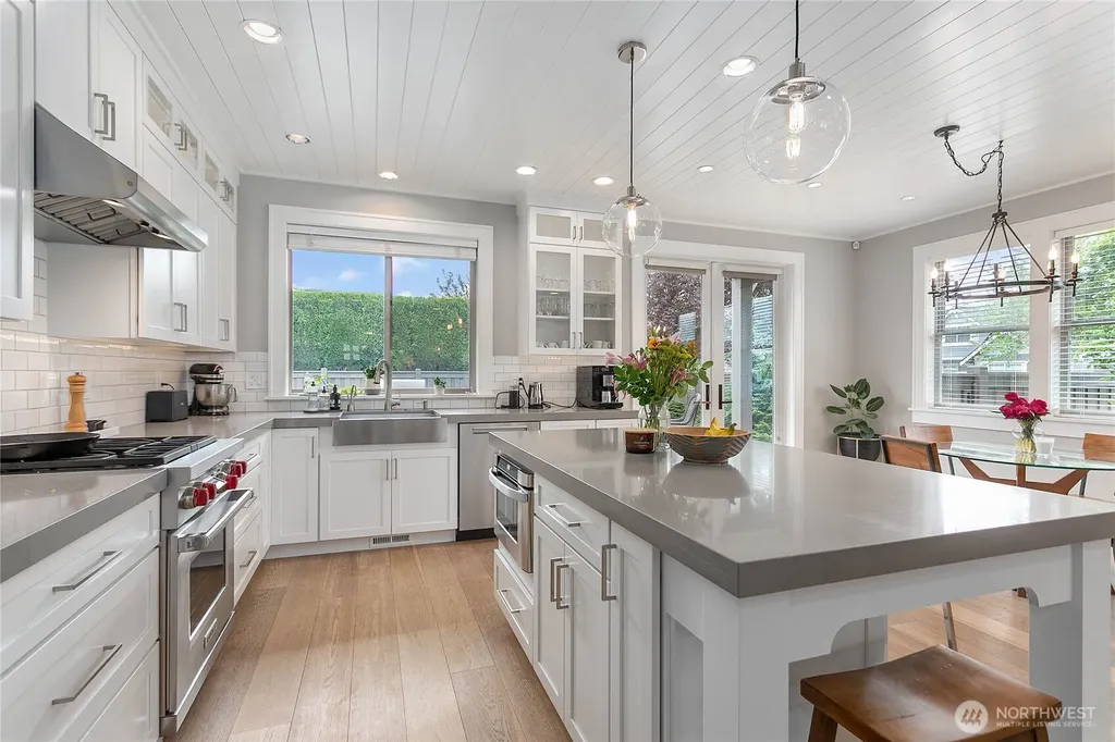 902 Captain Bay Court Lynden WA 98264