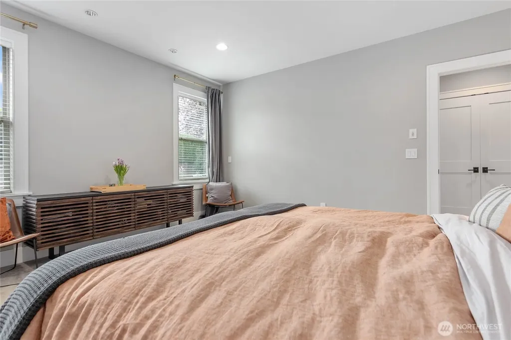 902 Captain Bay Court Lynden WA 98264