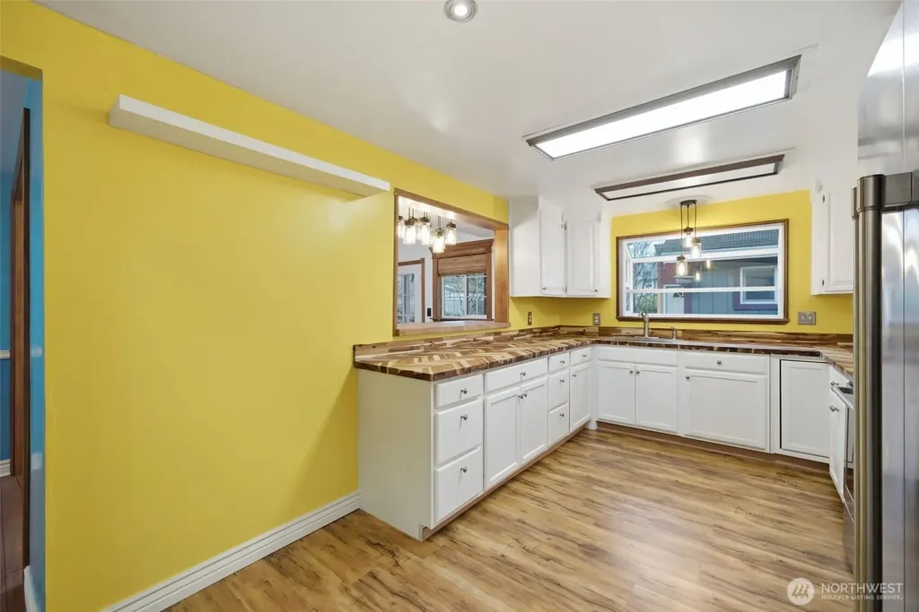14056 23rd Place NE Seattle WA 98125