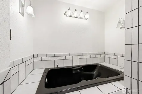 14056 23rd Place NE Seattle WA 98125