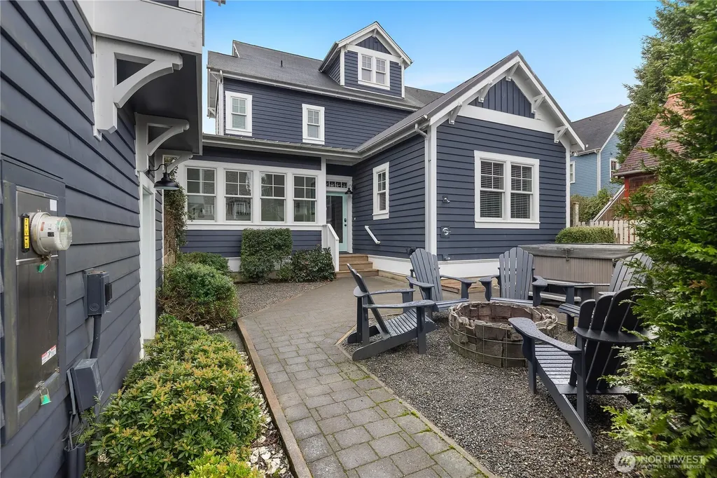 3 Campfire Lane Pacific Beach WA 98571