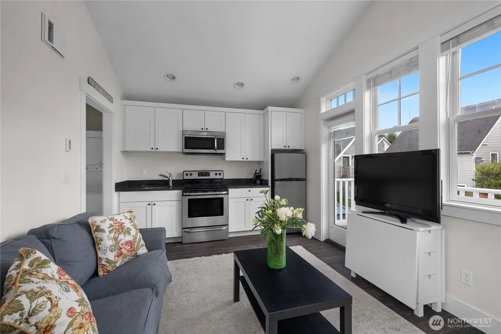 3 Campfire Lane Pacific Beach WA 98571