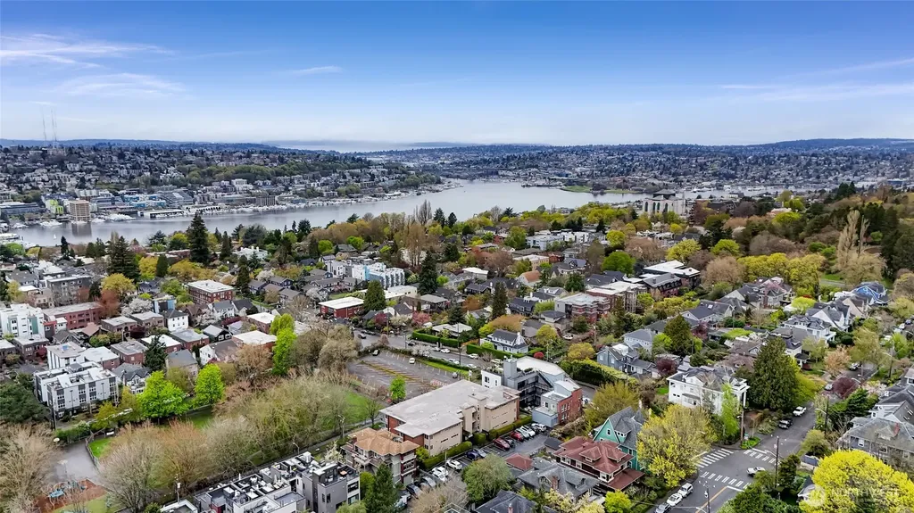 732 11th Avenue E Seattle WA 98102