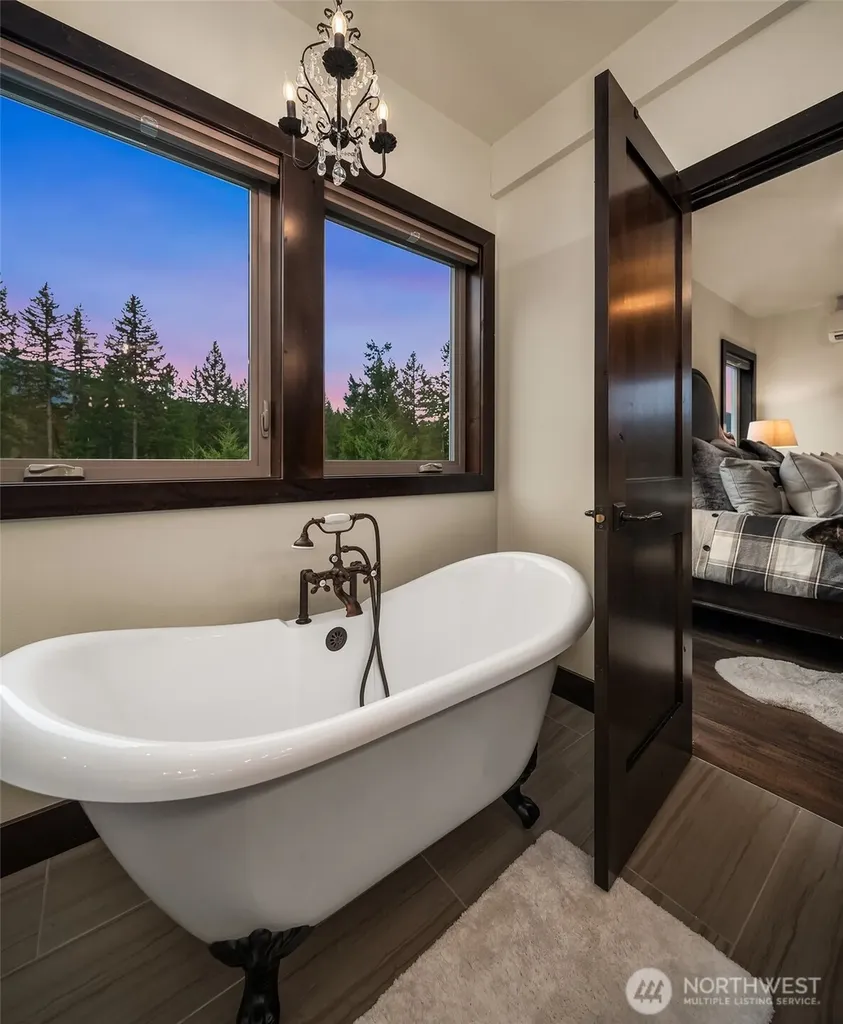 126 Burl Lane Packwood WA 98361