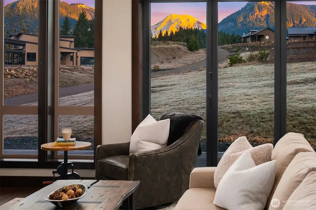 126 Burl Lane Packwood WA 98361