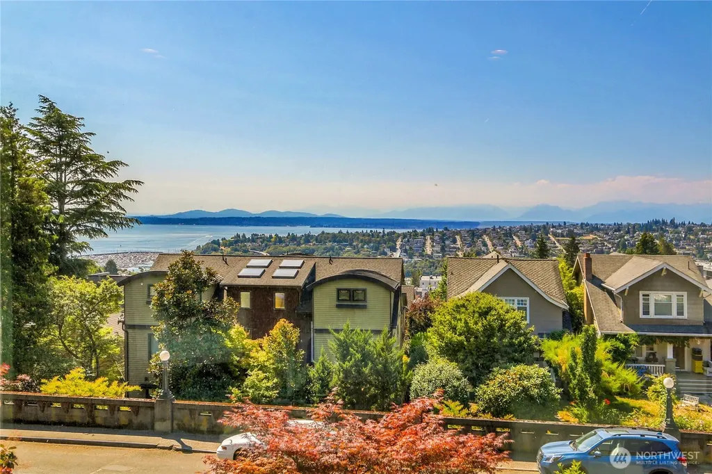 1942 7th Avenue W Seattle WA 98119