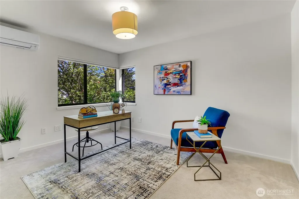 1942 7th Avenue W Seattle WA 98119