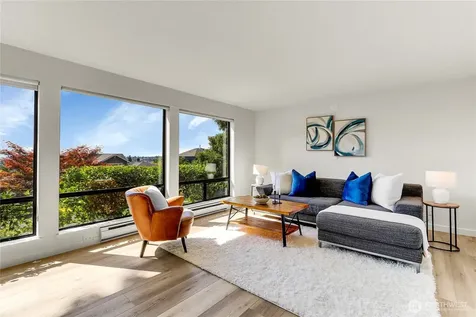 1942 7th Avenue W Seattle WA 98119