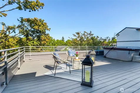1942 7th Avenue W Seattle WA 98119