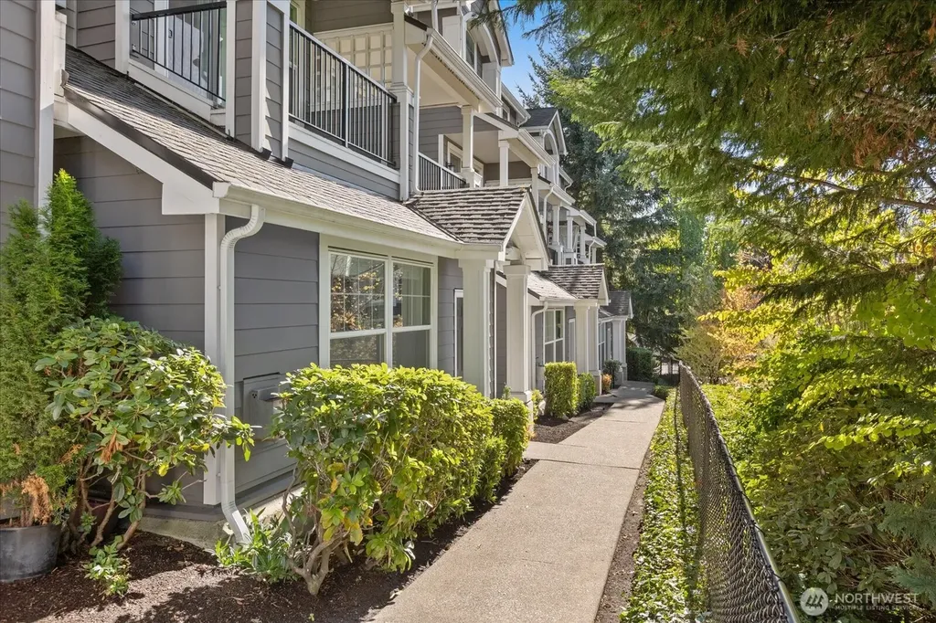 16125 Juanita Woodinville Way NE Bothell WA 98011