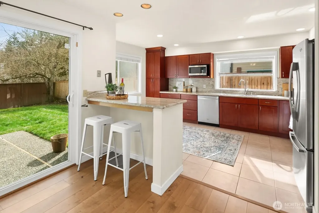24341 SE 42nd Place Sammamish WA 98029
