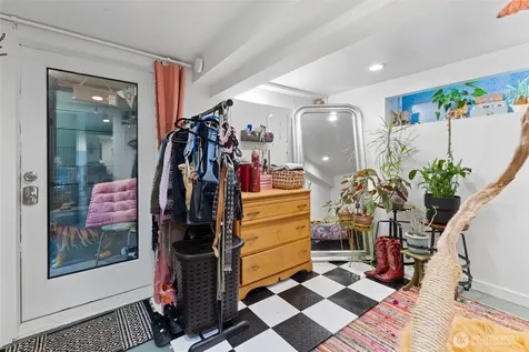 1053 S Southern Street Seattle WA 98108