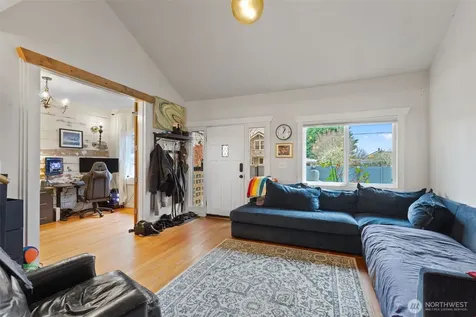1053 S Southern Street Seattle WA 98108