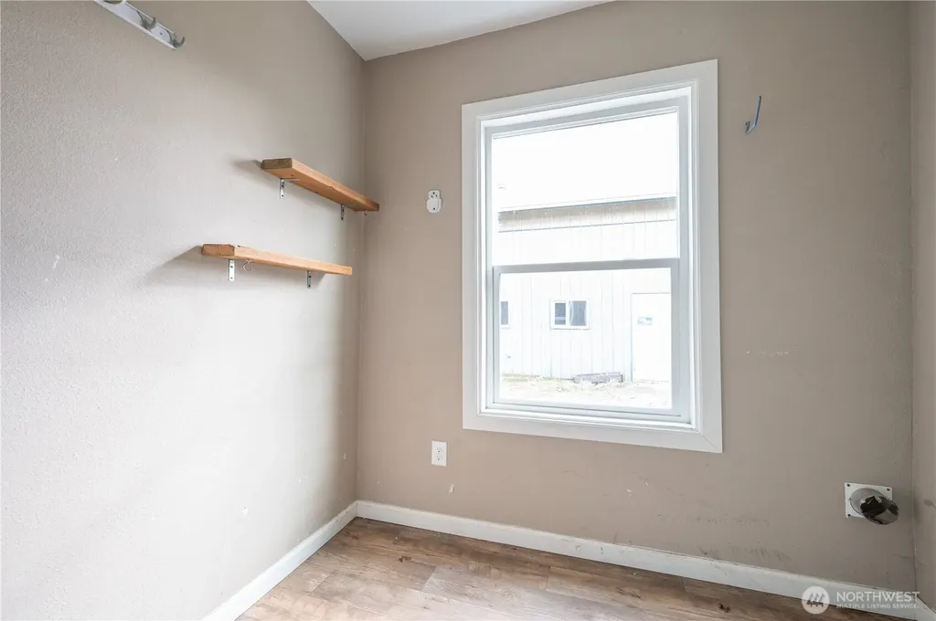 2826 Pacific Avenue Hoquiam WA 98550
