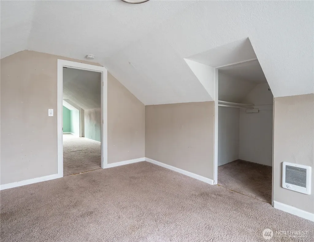 2826 Pacific Avenue Hoquiam WA 98550