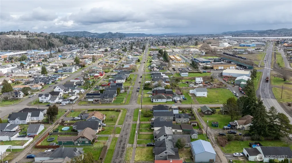 2826 Pacific Avenue Hoquiam WA 98550