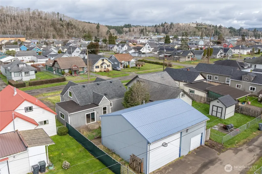 2826 Pacific Avenue Hoquiam WA 98550