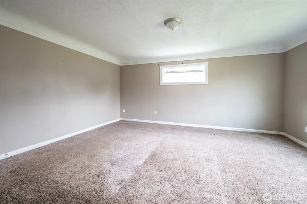 2826 Pacific Avenue Hoquiam WA 98550