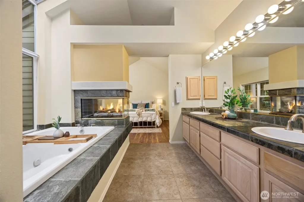 9042 Gleneagle Drive Blaine WA 98230