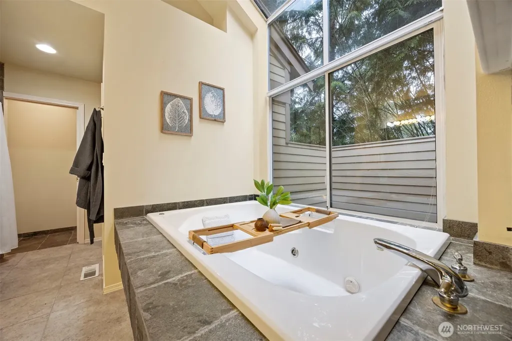 9042 Gleneagle Drive Blaine WA 98230