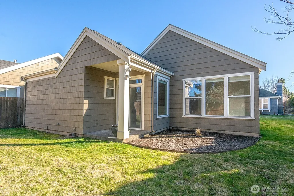 800 SE Parkside Place College Place WA 99324