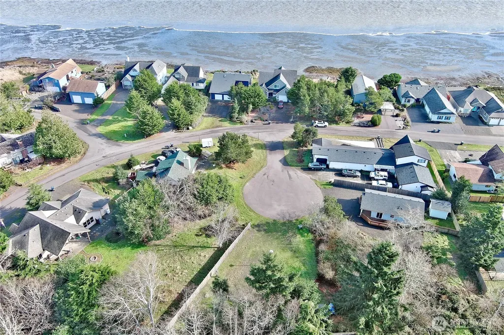 314 Flax Court SE Ocean Shores WA 98569