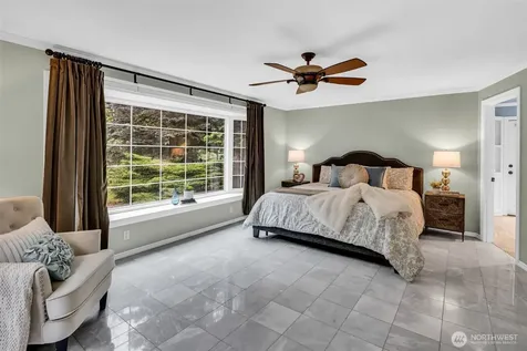 21609 NE 4th Street Sammamish WA 98074