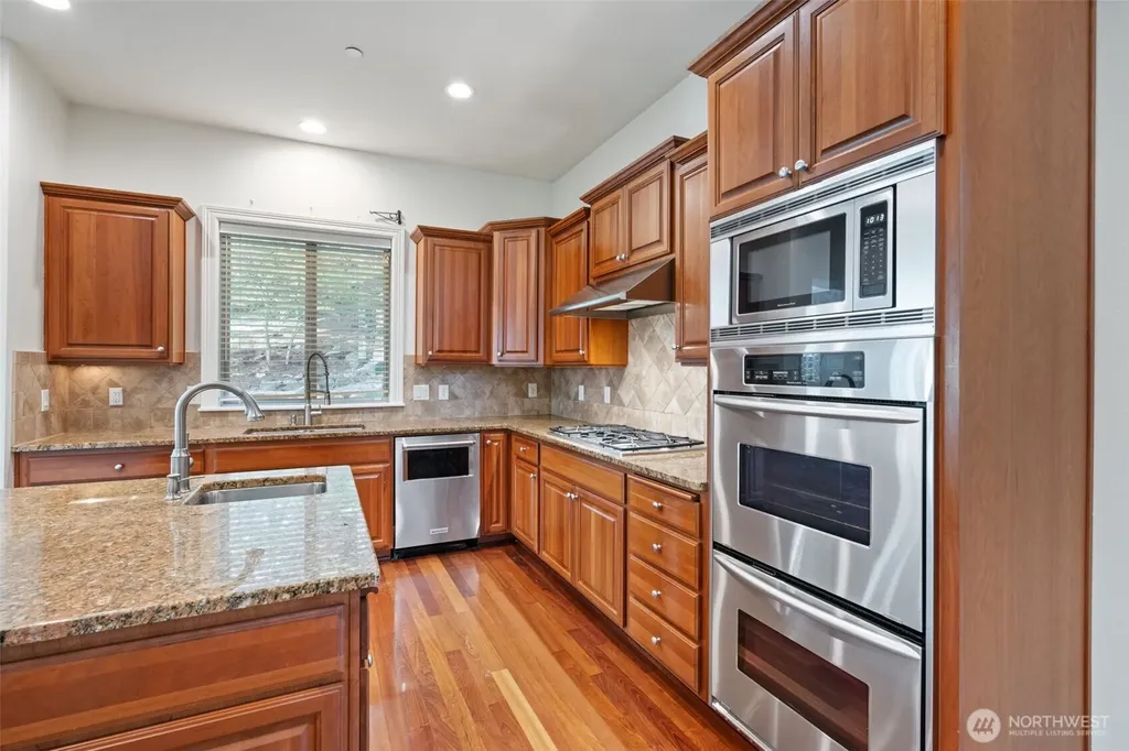 5823 NW Inglewood Court Camas WA 98607