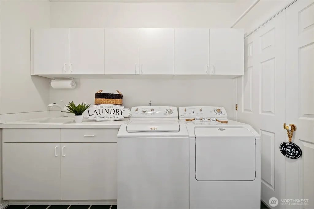 6910 51st Street Ct W University Place WA 98467