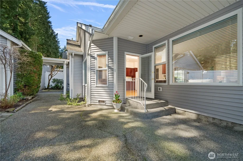 6910 51st Street Ct W University Place WA 98467
