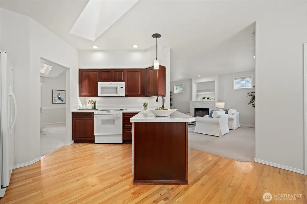 6910 51st Street Ct W University Place WA 98467