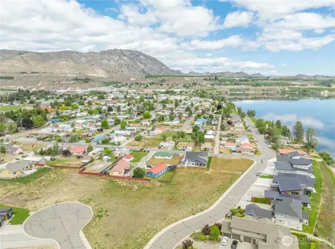 713 1st Street S Brewster WA 98812