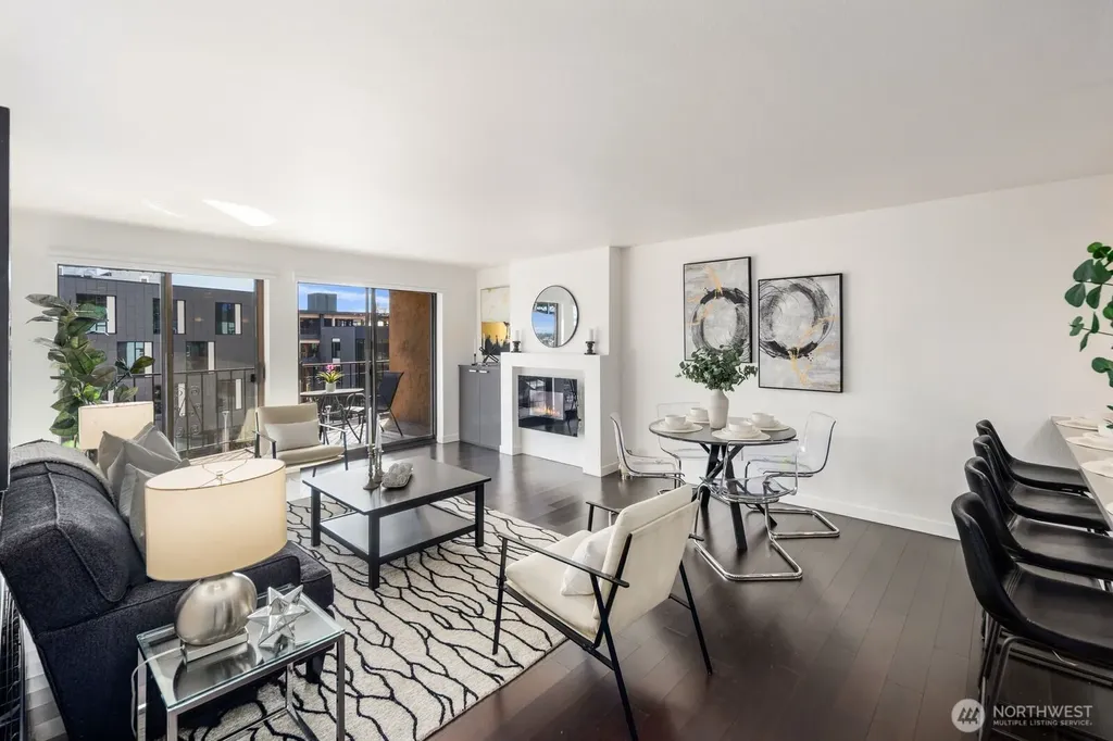 3905 4th Avenue NE Seattle WA 98105