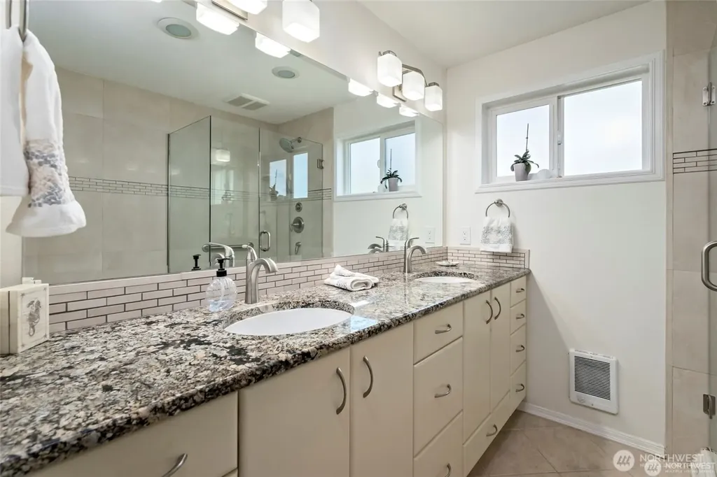 1505 West Beach Road Oak Harbor WA 98277