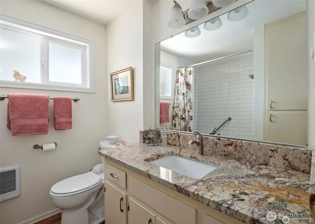 1505 West Beach Road Oak Harbor WA 98277