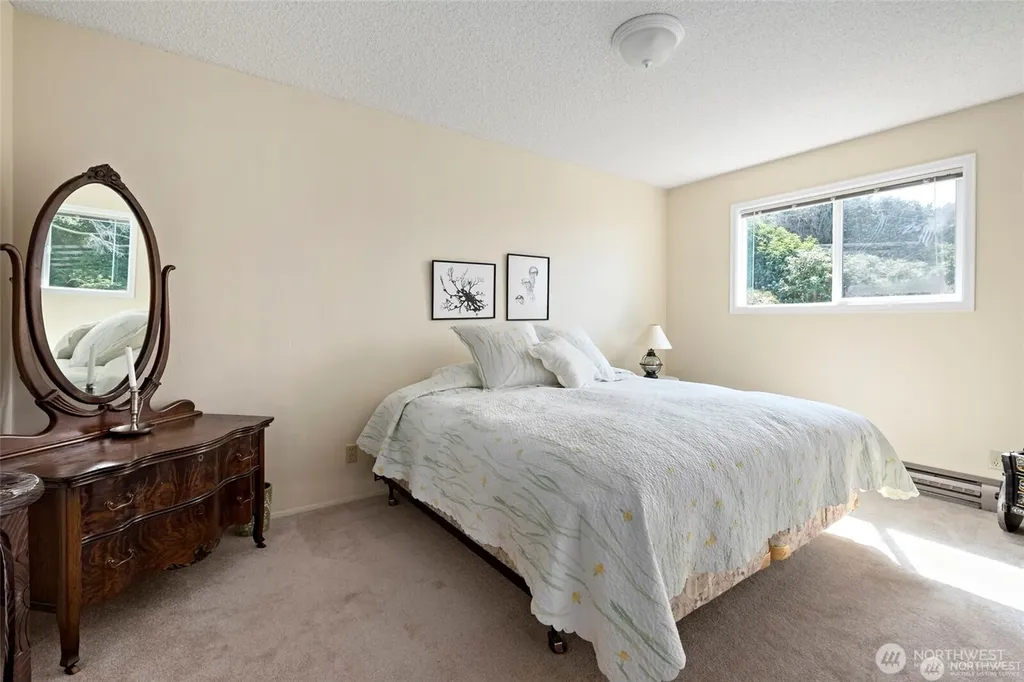 1505 West Beach Road Oak Harbor WA 98277
