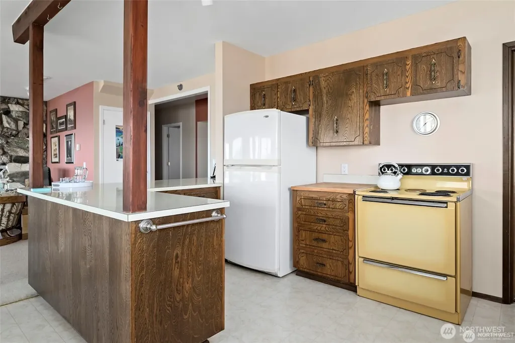 1505 West Beach Road Oak Harbor WA 98277