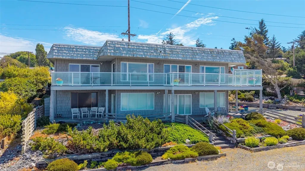1505 West Beach Road Oak Harbor WA 98277