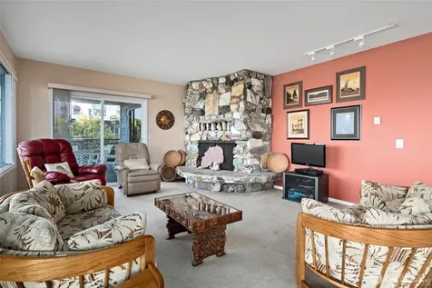 1505 West Beach Road Oak Harbor WA 98277