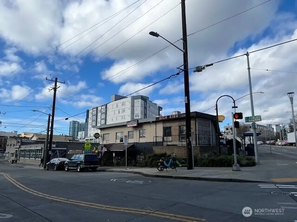 421 Rainier Avenue S Seattle WA 98144