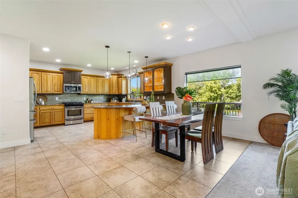 800 S Camas Place Moses Lake WA 98837
