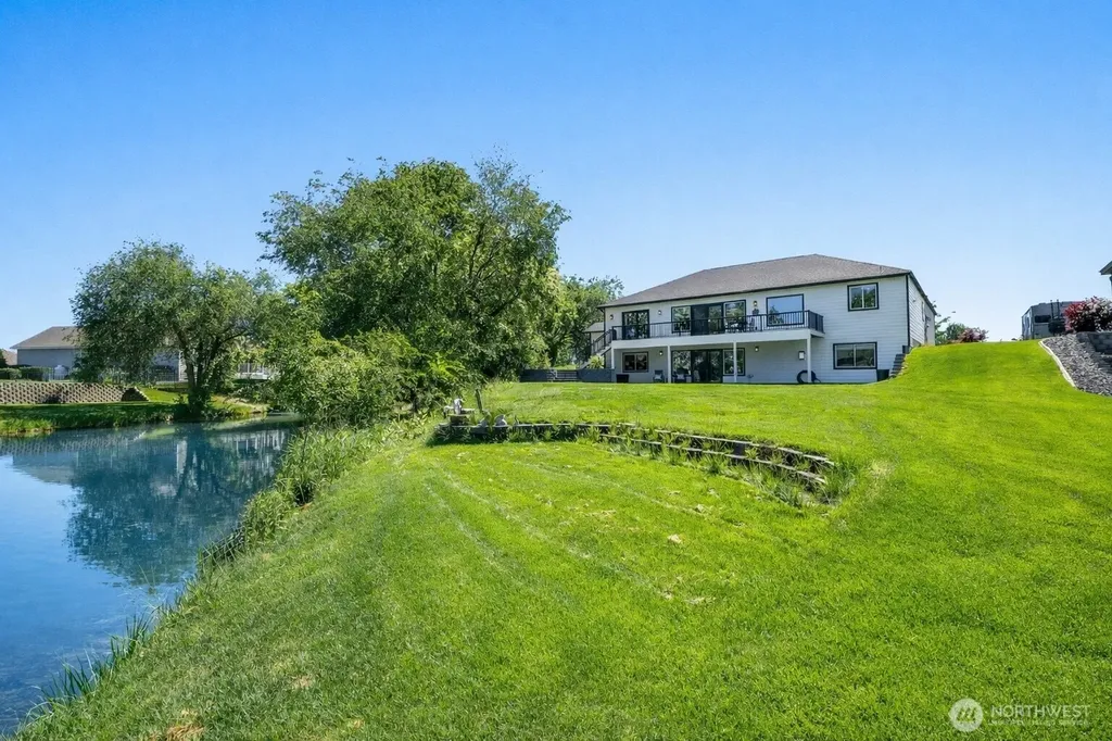 800 S Camas Place Moses Lake WA 98837