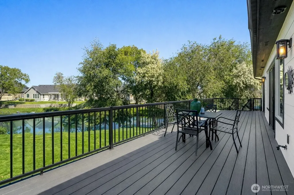 800 S Camas Place Moses Lake WA 98837