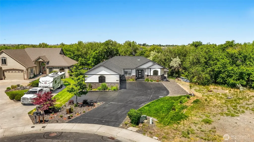 800 S Camas Place Moses Lake WA 98837