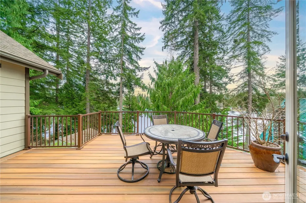 5614 E Lake Bosworth Drive Snohomish WA 98290