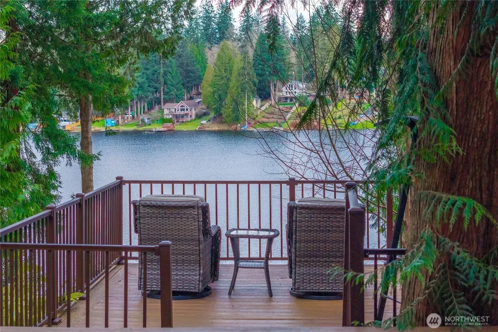 5614 E Lake Bosworth Drive Snohomish WA 98290