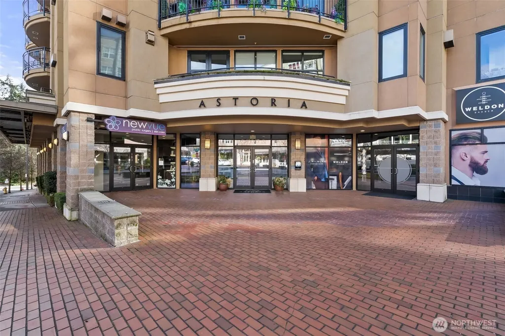 10047 Main Street Bellevue WA 98004