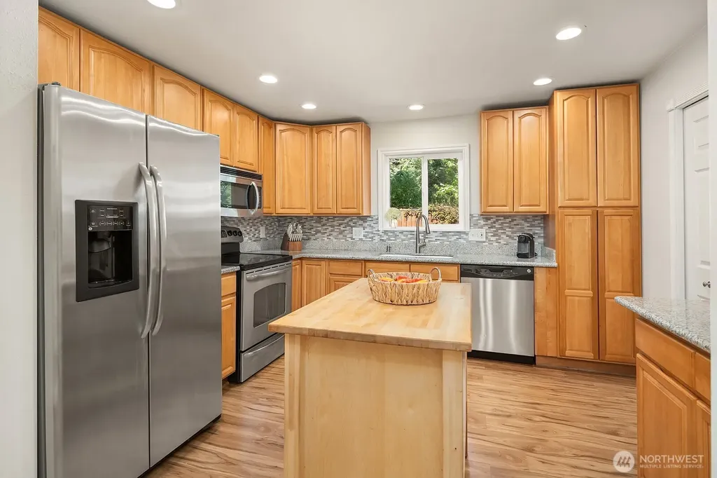 18460 NE Woodinville Duvall Place Woodinville WA 98077